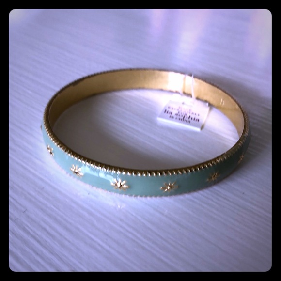 Lovely NWT Lia Sophia Icecapade Bracelet!